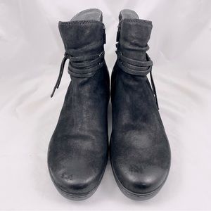 Dansko ‘Evelyn’ Booties in Water-Resistant Black Suede. Worn Once! Maybe! EU 39.